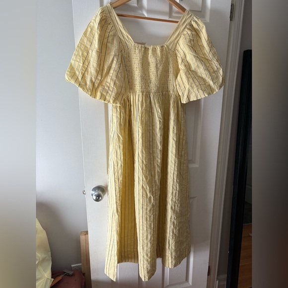 YAS NWT yellow midi dress size 8 striped bow front smocked midi - Picture 5 of 10